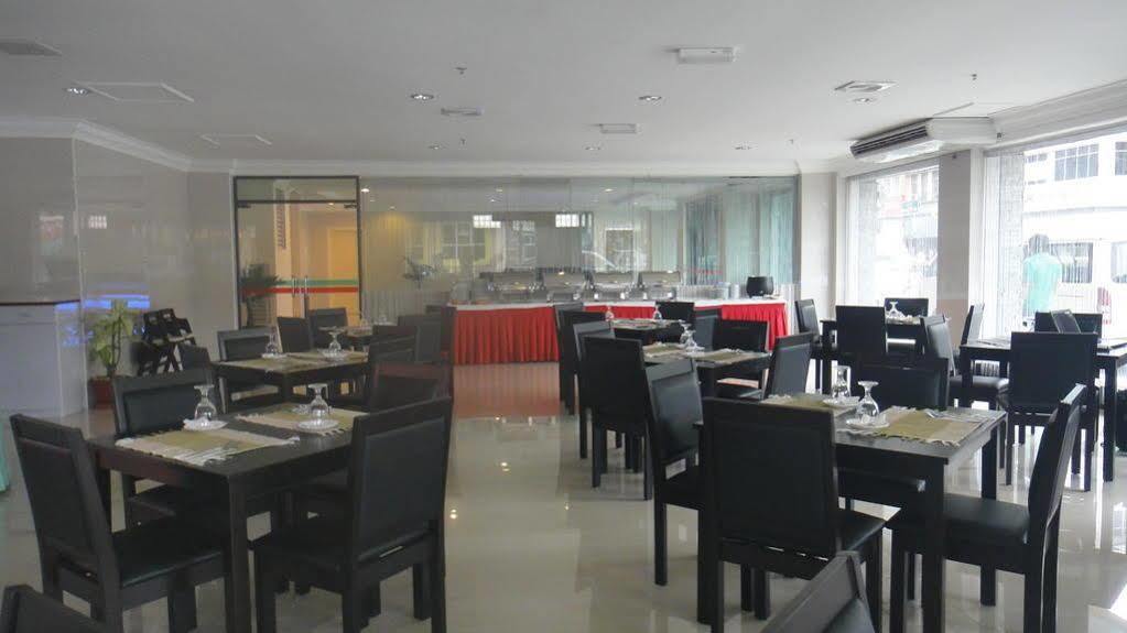 Silam Dynasty Hotel Lahad Datu Eksteriør billede